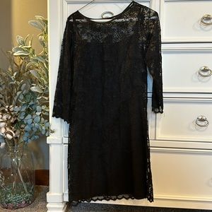 Paraella-black lace dress